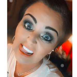 Meet your Posher, Terri